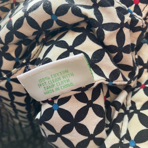 Vera Bradley Patchwork Medley Tote. Grandma Chic. - Picture 12 of 12